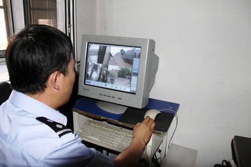 帮助民警快速破案——商帝国监控系统再立新功封面