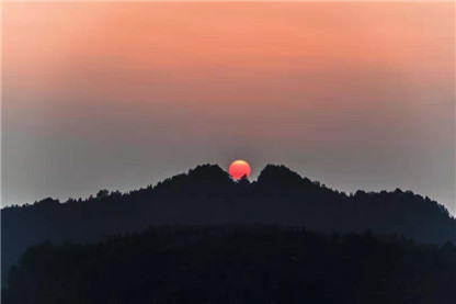 观友人黄水夕照感怀封面