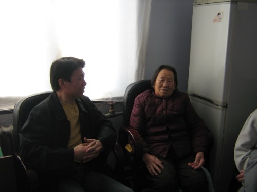 博爱是什么，责任又是什么，这就是管理界四哥，一个极富社会爱心的人封面