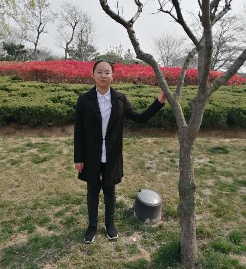 董荣天：一个喜欢文学的女孩封面