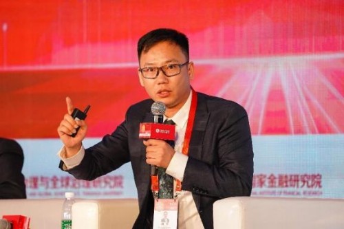 何平发言  清华大学经济管理学院副院长、金融系教授、系主任封面