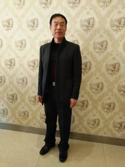 清风荷影17头像