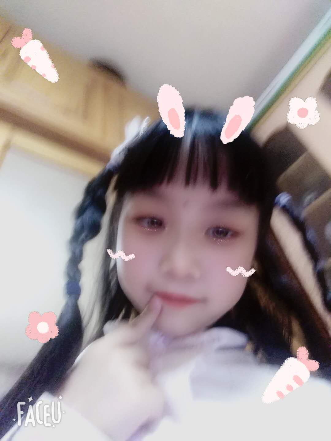 爱笑的一颗糖?头像